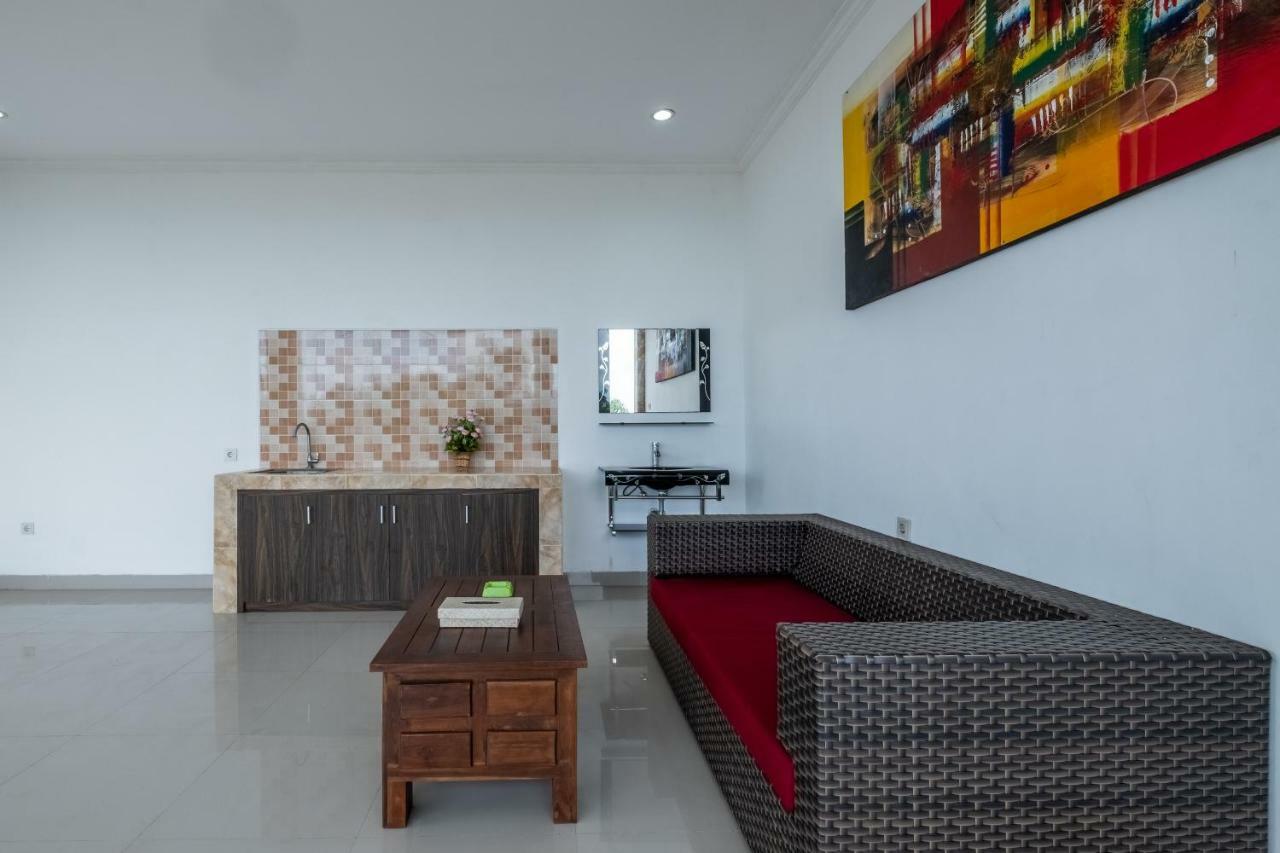 Reddoorz Plus Near Dreamland Beach Jimbaran Exterior foto